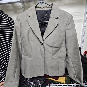Black Label Women's Elegant Gray Blazer